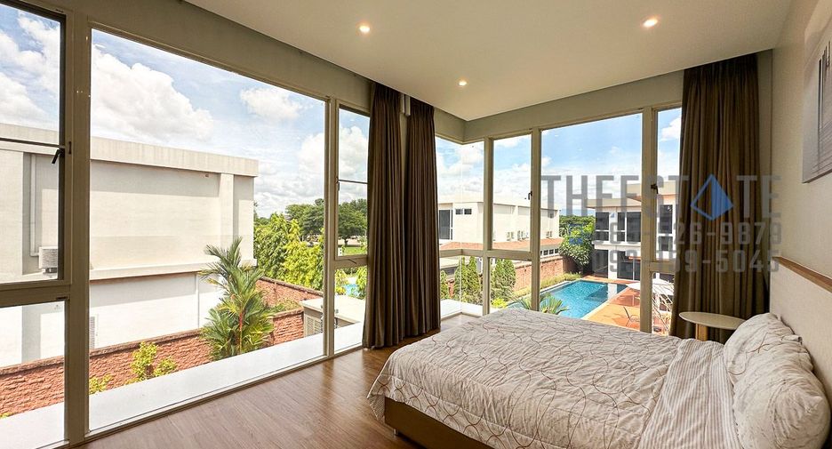 For rent 4 bedrooms house in San Kamphaeng, Chiang Mai