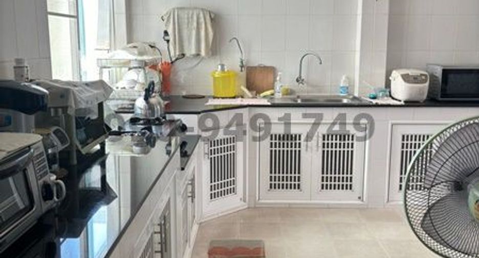 For sale 1 bed house in Pathum Wan, Bangkok