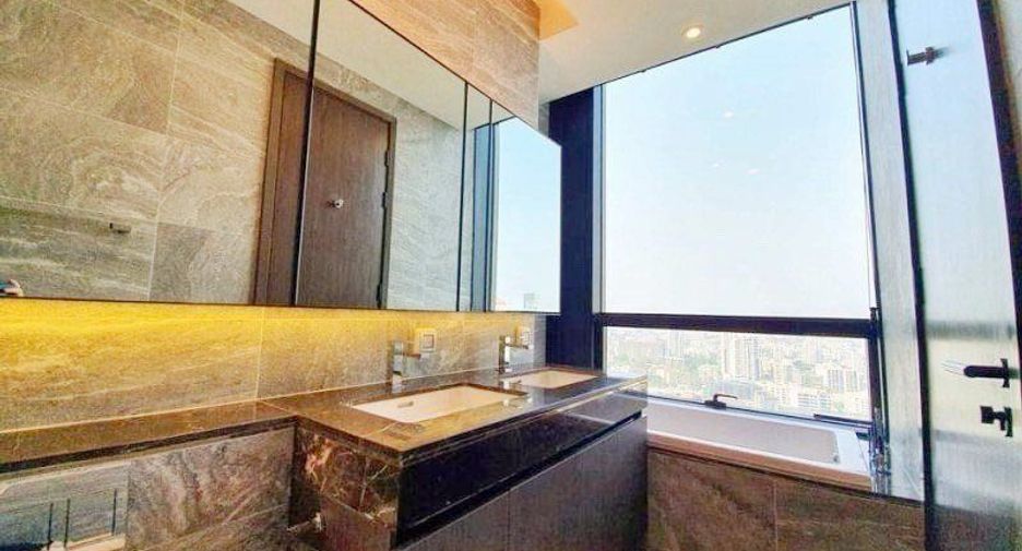 For rent 2 bed condo in Khlong Toei, Bangkok