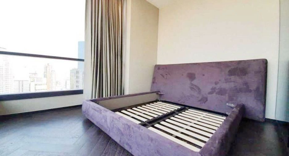 For rent 2 bed condo in Khlong Toei, Bangkok