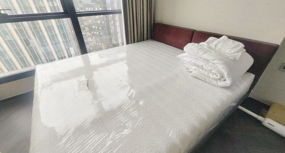For rent 2 bed condo in Khlong Toei, Bangkok