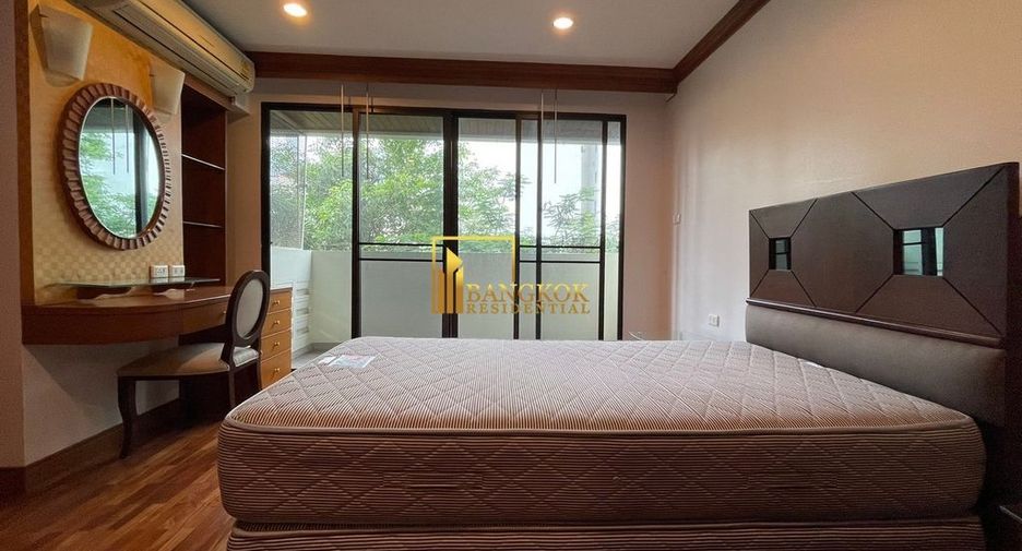 Apartamento en alquiler de 3 habitaciones en Khlong Toei, Bangkok