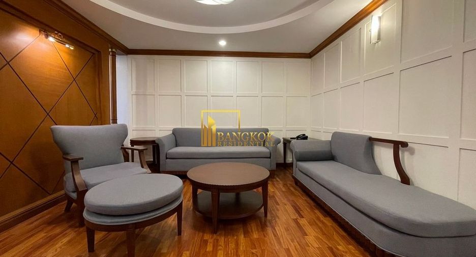 Apartamento en alquiler de 3 habitaciones en Khlong Toei, Bangkok