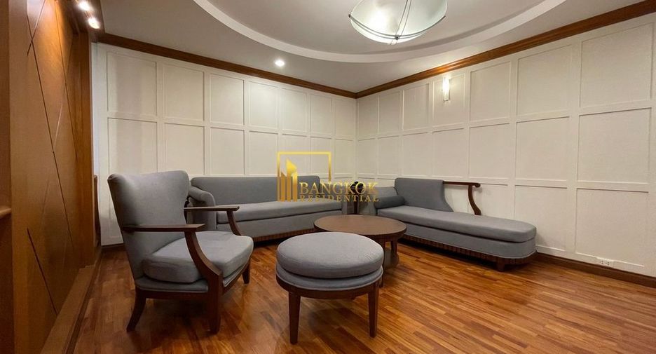 Apartamento en alquiler de 3 habitaciones en Khlong Toei, Bangkok