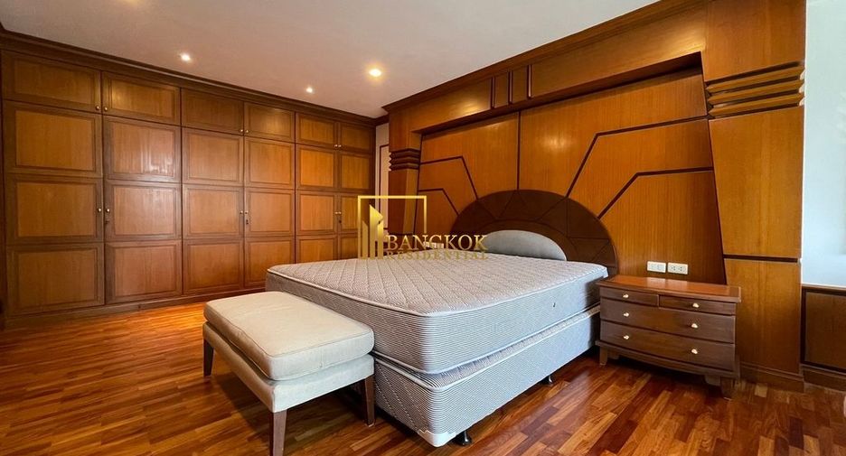 Apartamento en alquiler de 3 habitaciones en Khlong Toei, Bangkok