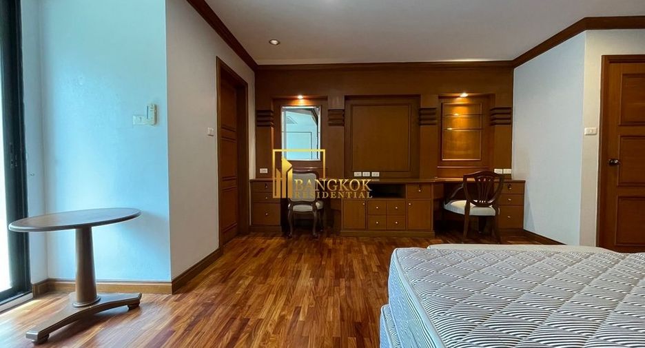 Apartamento en alquiler de 3 habitaciones en Khlong Toei, Bangkok