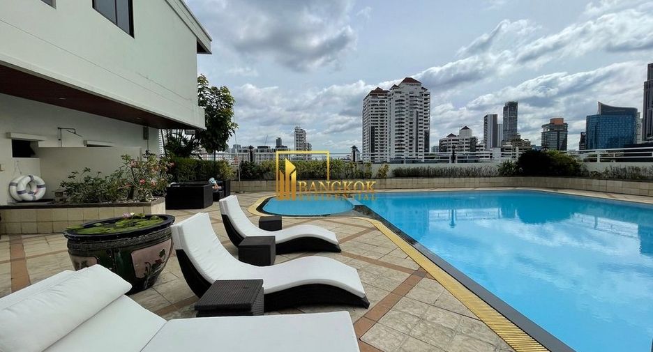 Apartamento en alquiler de 3 habitaciones en Khlong Toei, Bangkok