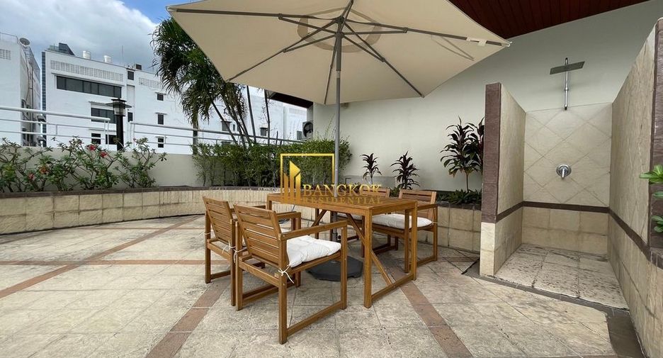 Apartamento en alquiler de 3 habitaciones en Khlong Toei, Bangkok