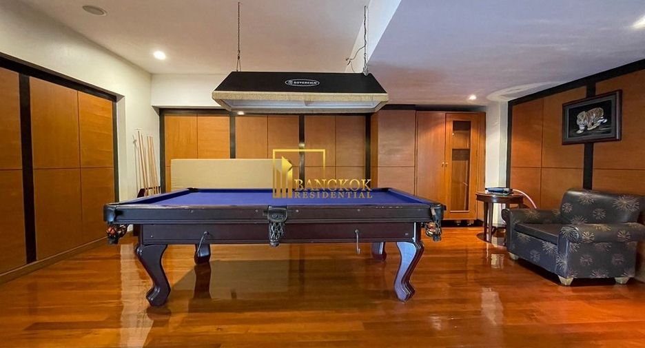 Apartamento en alquiler de 3 habitaciones en Khlong Toei, Bangkok