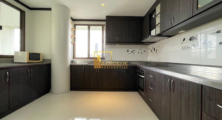 Apartamento en alquiler de 3 habitaciones en Watthana, Bangkok