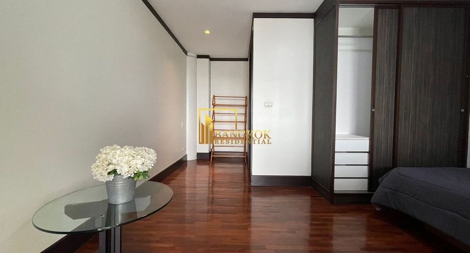 Apartamento en alquiler de 3 habitaciones en Watthana, Bangkok