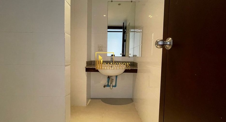 Apartamento en alquiler de 3 habitaciones en Watthana, Bangkok