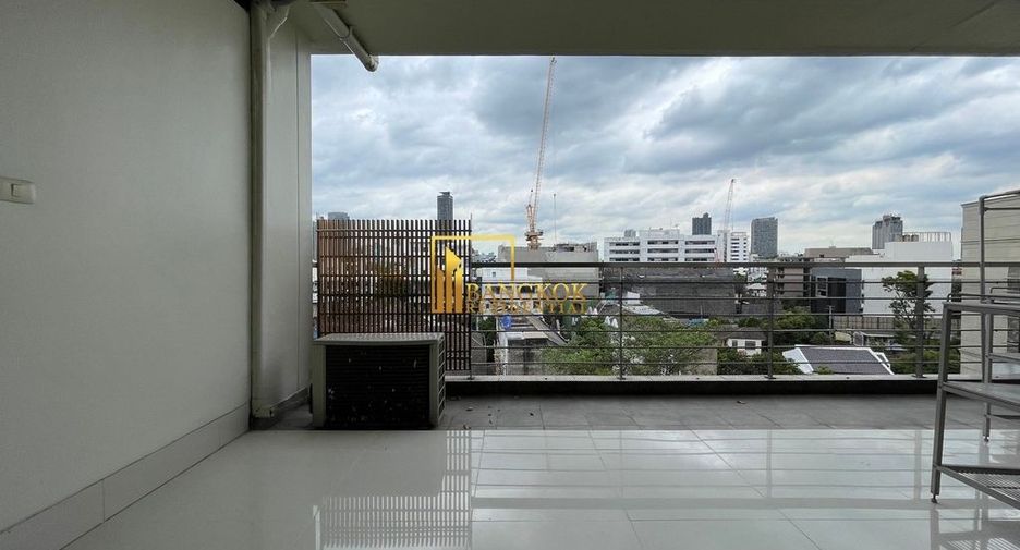 Apartamento en alquiler de 3 habitaciones en Watthana, Bangkok