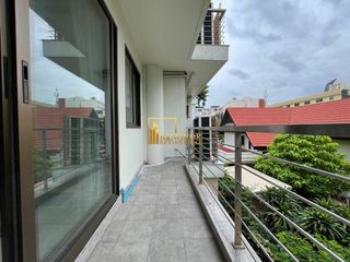 For rent 2 bedrooms apartment in Watthana, Bangkok