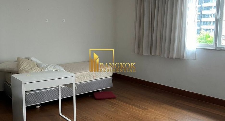 Reihenhaus zur Miete mit 3 Zimmer in Watthana, Bangkok