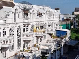 For rent 4 bedrooms townhouse in Watthana, Bangkok