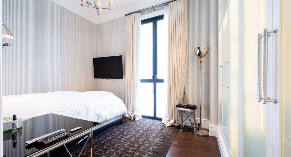 For sale 2 bedrooms condo in Pathum Wan, Bangkok