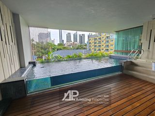 For rent 3 bed condo in Watthana, Bangkok