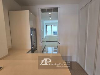 For rent 3 bed condo in Watthana, Bangkok