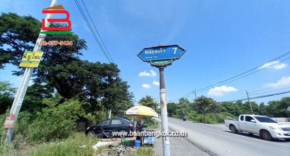 For sale 1 bed townhouse in Min Buri, Bangkok