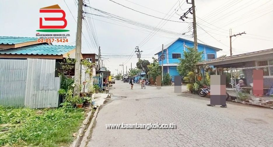 For sale 1 bed townhouse in Min Buri, Bangkok