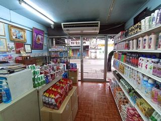 出售 3 卧室 商业空间 在 Din Daeng, 曼谷
