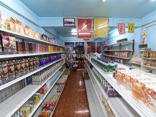 出售 3 卧室 商业空间 在 Din Daeng, 曼谷
