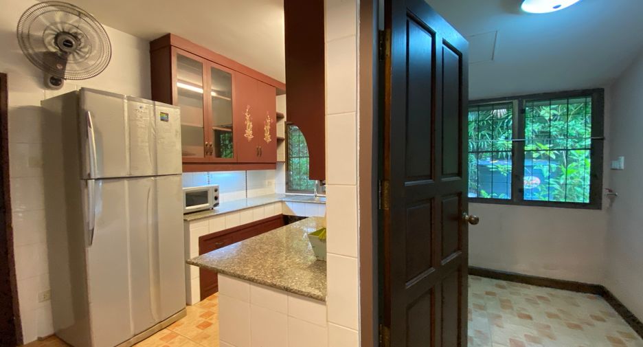 For rent 3 bedrooms house in Mueang Chiang Mai, Chiang Mai