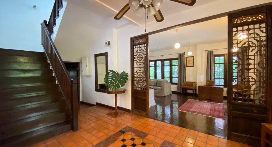 For rent 3 bedrooms house in Mueang Chiang Mai, Chiang Mai