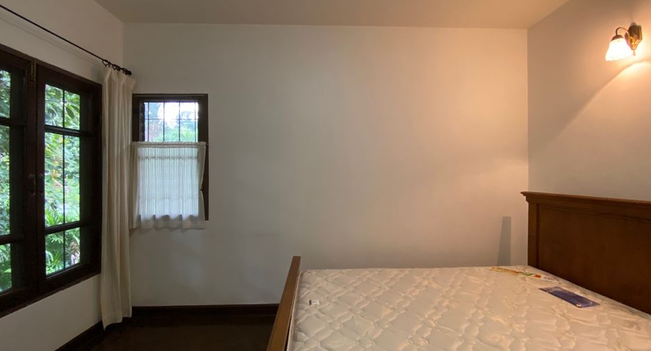 For rent 3 bedrooms house in Mueang Chiang Mai, Chiang Mai