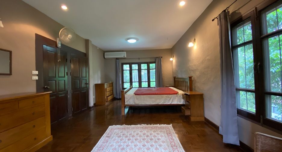 For rent 3 bedrooms house in Mueang Chiang Mai, Chiang Mai