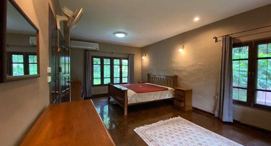 For rent 3 bedrooms house in Mueang Chiang Mai, Chiang Mai