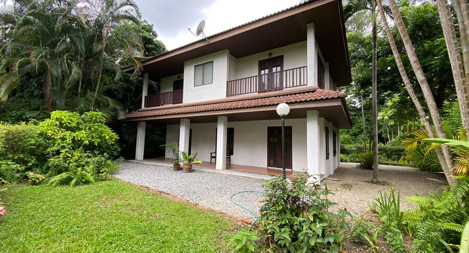 For rent 3 bedrooms house in Mueang Chiang Mai, Chiang Mai
