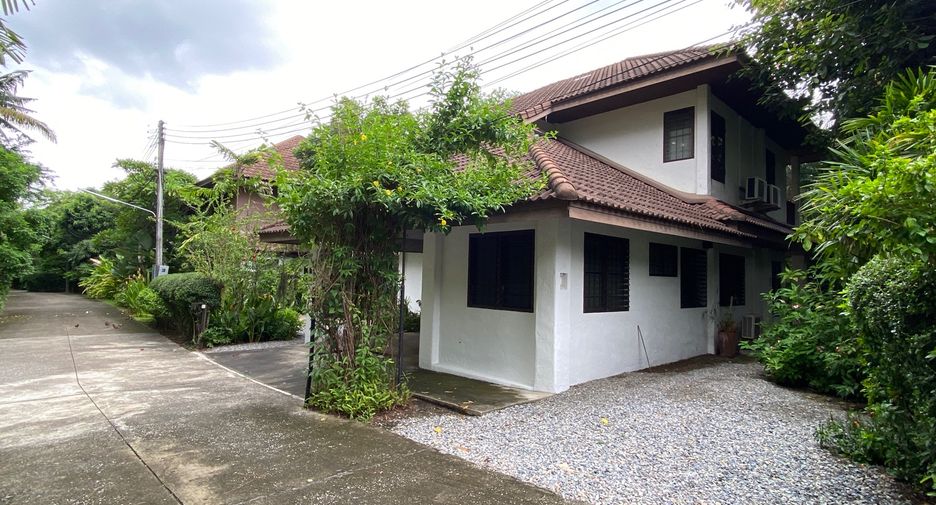 For rent 3 bedrooms house in Mueang Chiang Mai, Chiang Mai