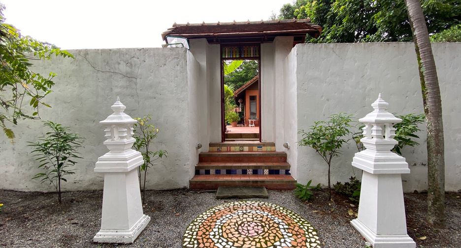 For rent 3 bedrooms house in Mueang Chiang Mai, Chiang Mai