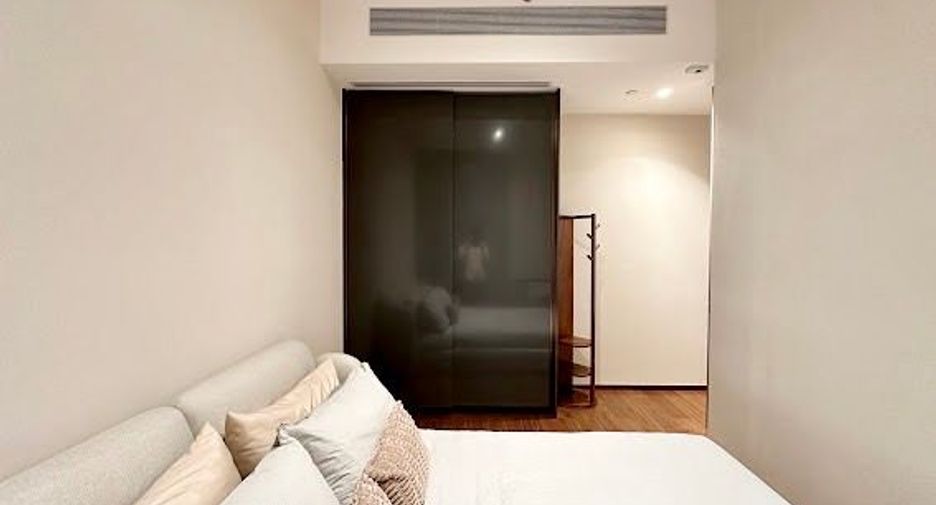 For sale 2 bedrooms condo in Khlong Toei, Bangkok