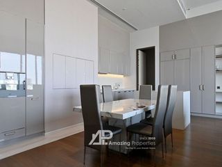 For rent 4 Beds condo in Khlong Toei, Bangkok
