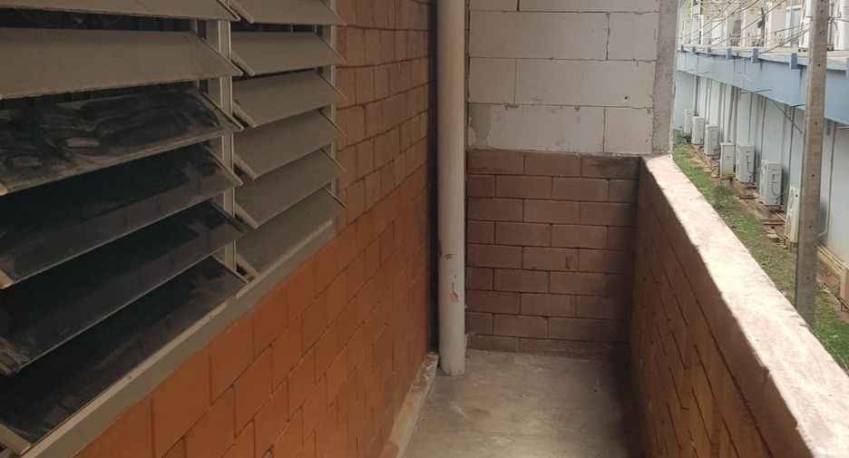 For rent and for sale 14 bed retail Space in Mueang Uttaradit, Uttaradit