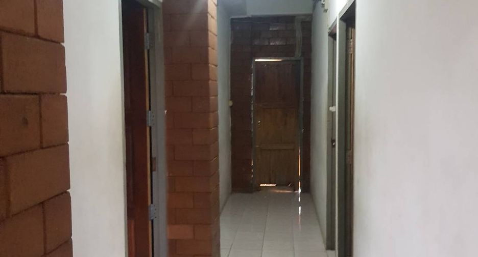 For rent and for sale 14 bed retail Space in Mueang Uttaradit, Uttaradit