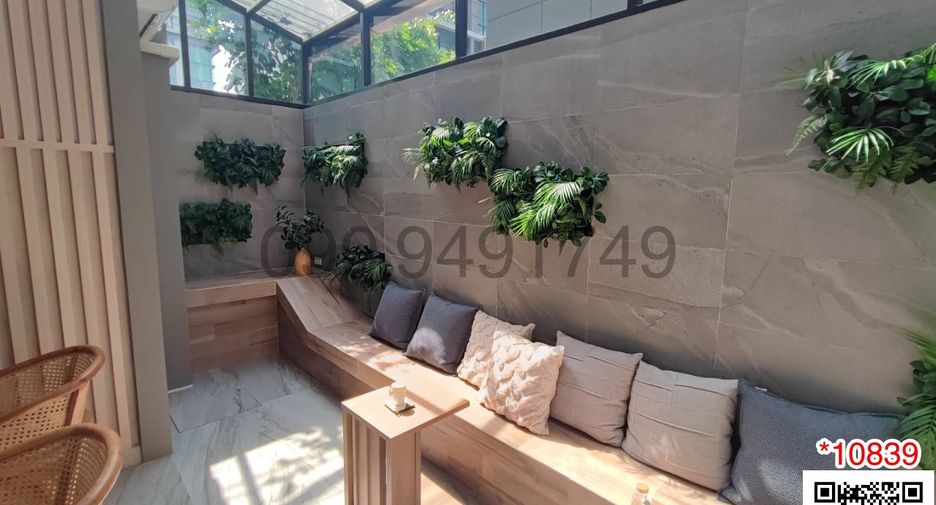 For sale 3 bedrooms retail Space in Bueng Kum, Bangkok