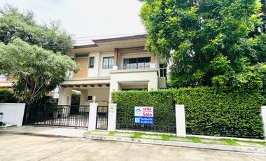 For sale 3 bedrooms house in Mueang Nonthaburi, Nonthaburi