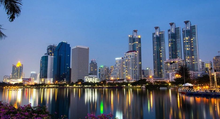 For rent 2 Beds condo in Khlong Toei, Bangkok