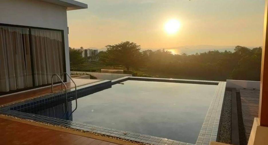 Villa en alquiler de 3 habitaciones en Mueang Krabi, Krabi