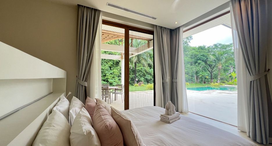 For sale 5 bedrooms villa in Mueang Krabi, Krabi