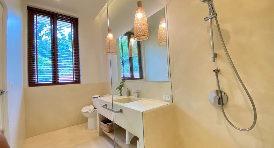For sale 5 bedrooms villa in Mueang Krabi, Krabi