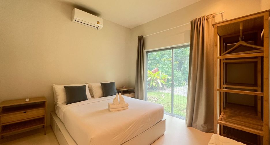 For sale 5 bedrooms villa in Mueang Krabi, Krabi