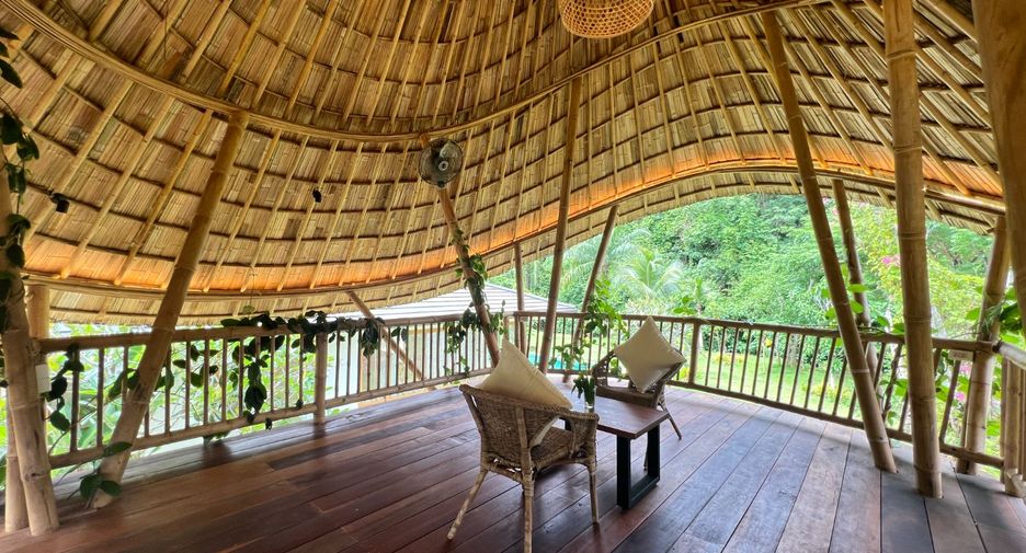 For sale 5 bedrooms villa in Mueang Krabi, Krabi
