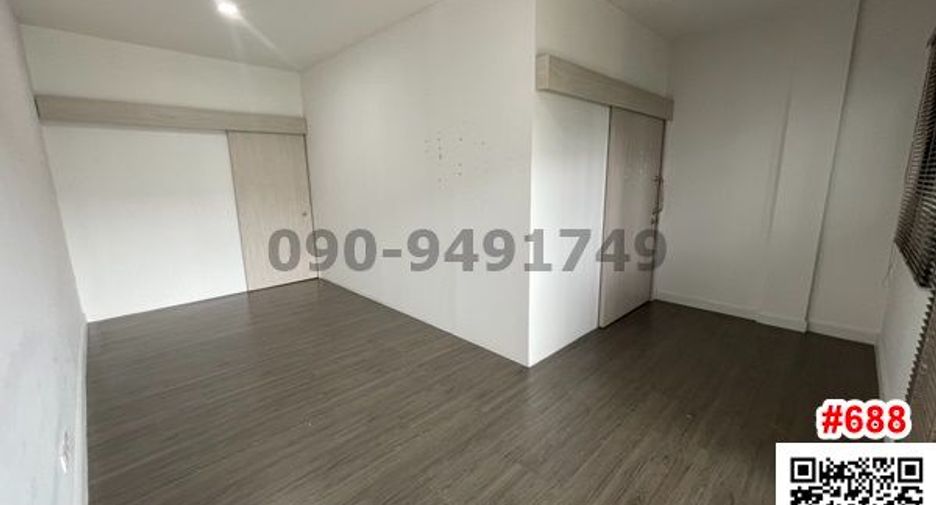 Local comercial en alquiler de 3 habitaciones en Pak Kret, Nonthaburi