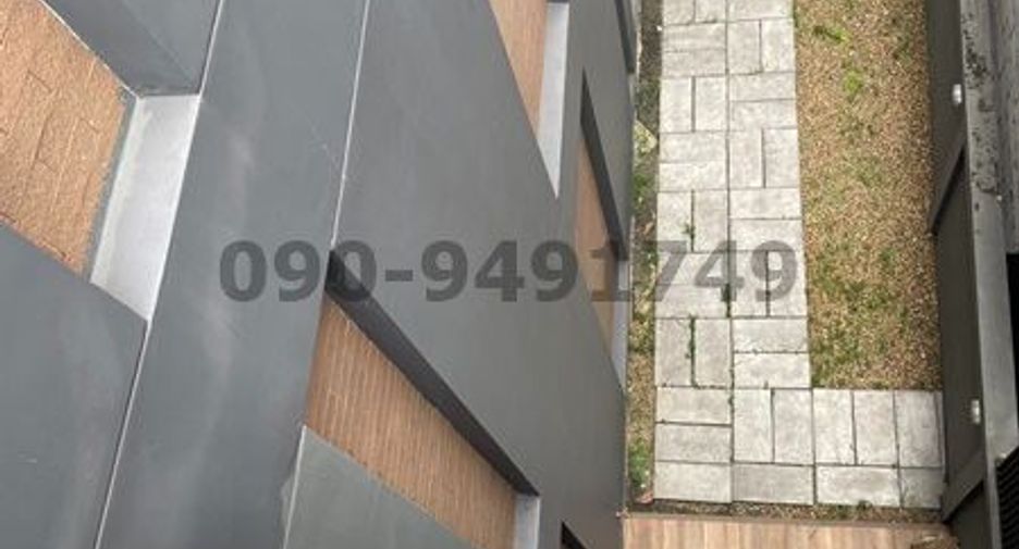 Local comercial en alquiler de 3 habitaciones en Pak Kret, Nonthaburi