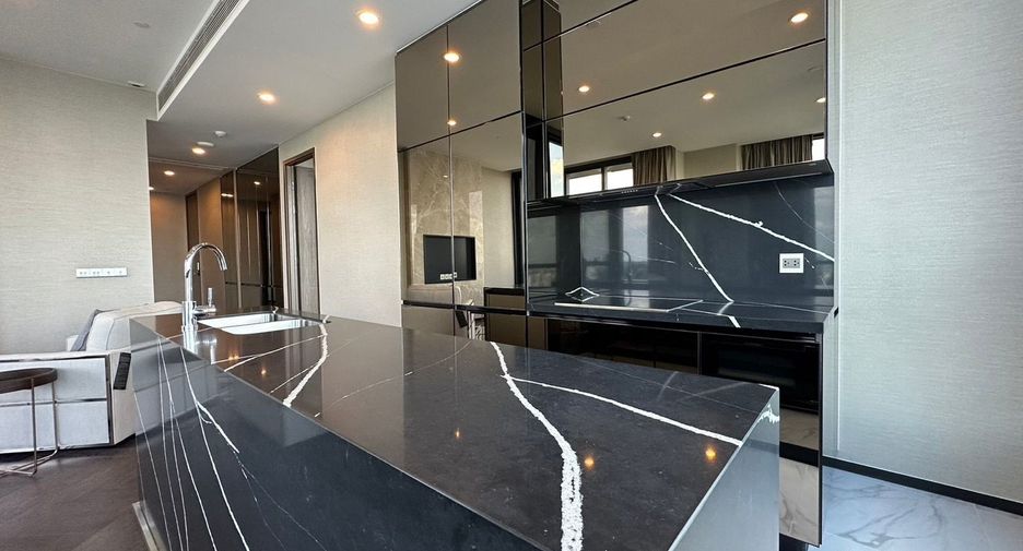 Condo en alquiler de 3 habitaciones en Khlong Toei, Bangkok